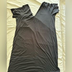 Universal Standard Aubrey sleep shirt. Black. 18